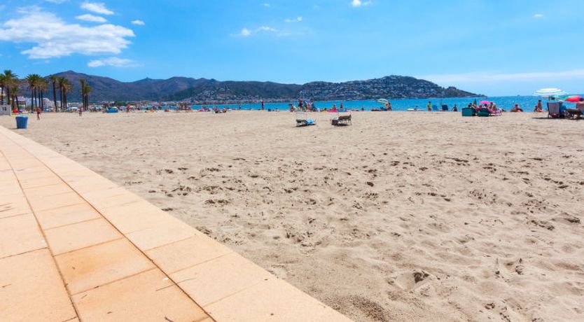 Photo of Cap Mestral