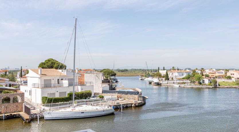 Photo of Cap Mestral