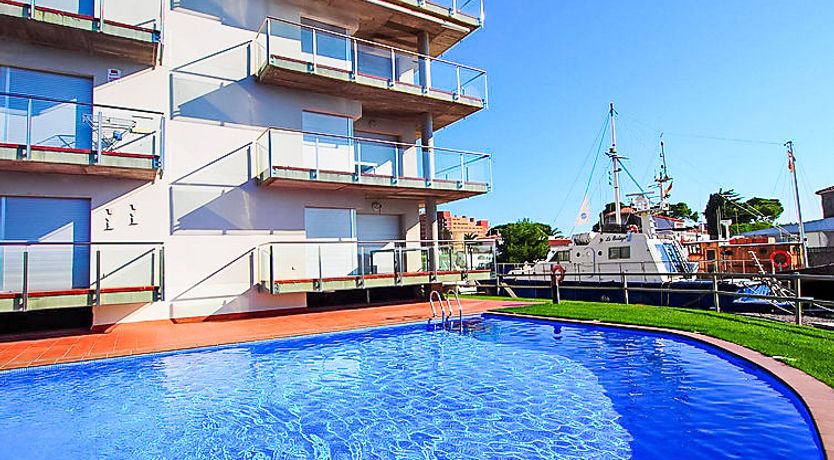 Photo of Cap Mestral