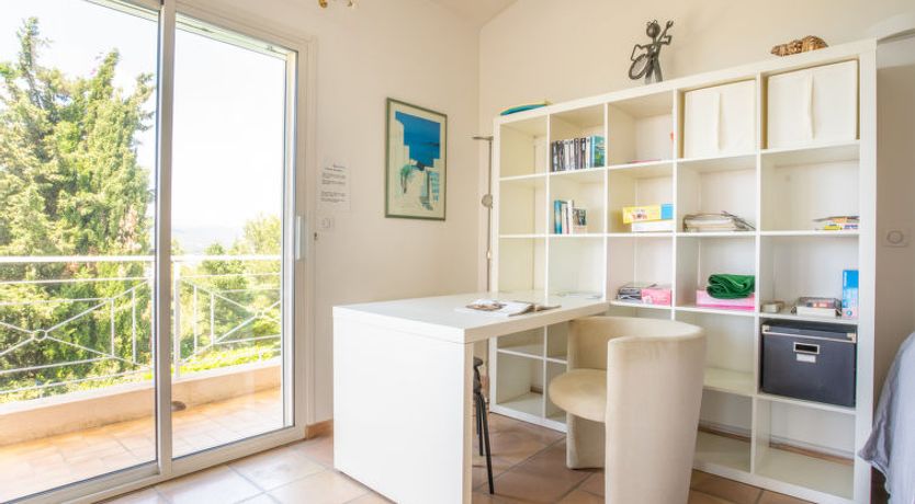 Photo of Les Cèdres