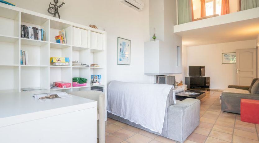 Photo of Les Cèdres