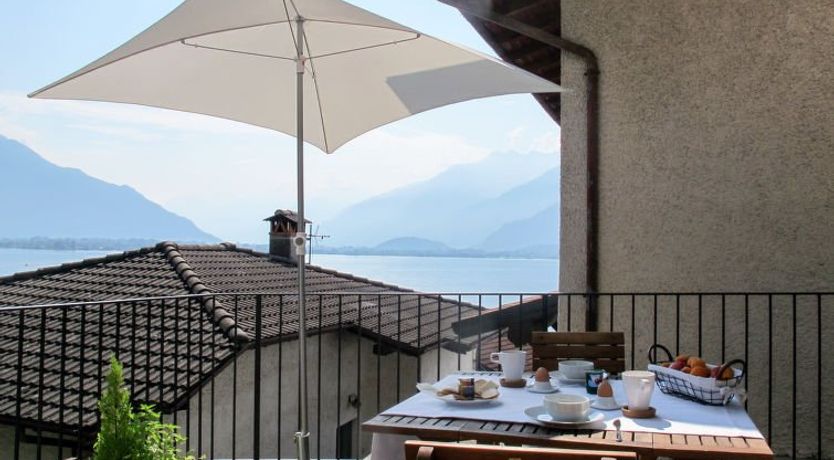 Photo of Titti (GLA133)