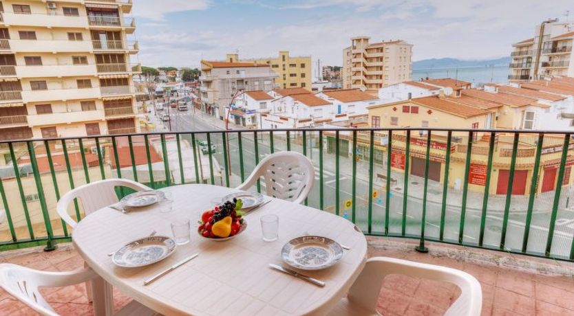 Photo of Sol i Mar Apartment 2