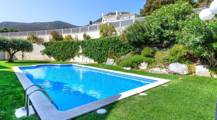 Photo of Fane De Baix I