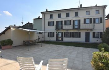 La Corte Bricca (Casa Padronale) Holiday Home