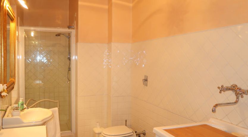 Photo of La Perla del Lago