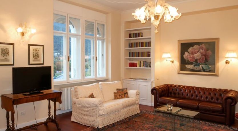 Photo of La Perla del Lago