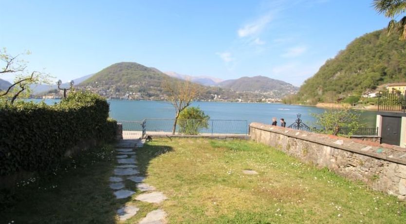 Photo of Lungolago Apartment 2