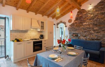 Ca' da Ciassa (VLO130) Holiday Home