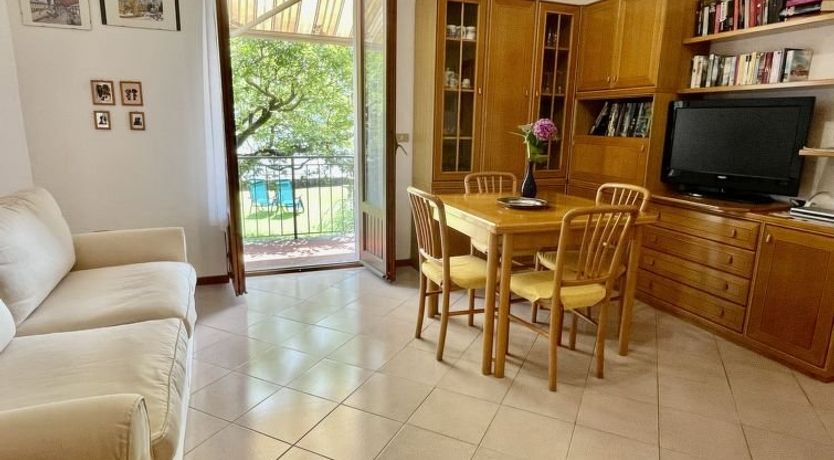 Photo of Romina (DMA175)