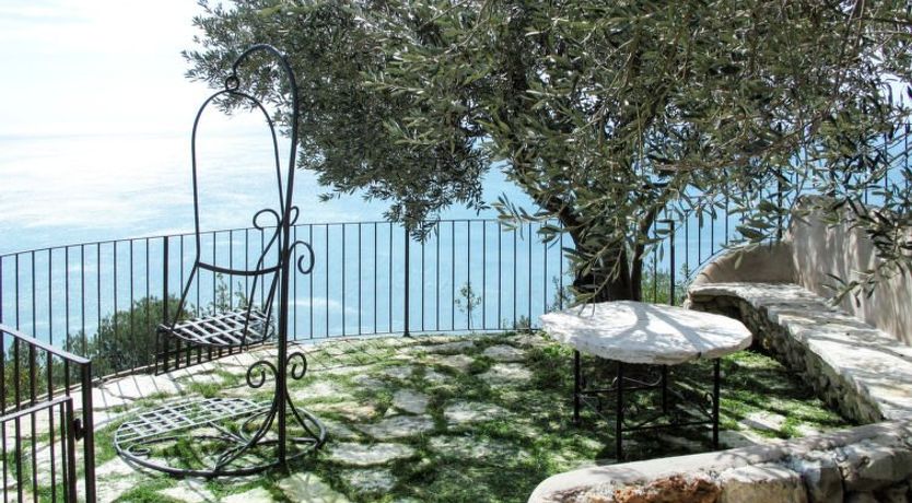 Photo of Francesca (VGO210)