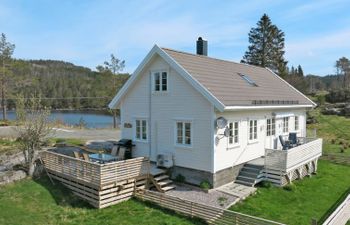 Der ute Holiday Home