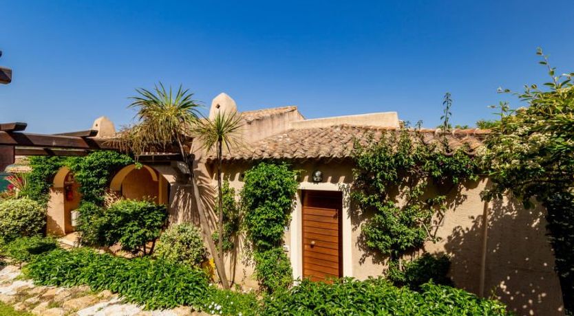 Photo of Bougainville 6 - Vista Village