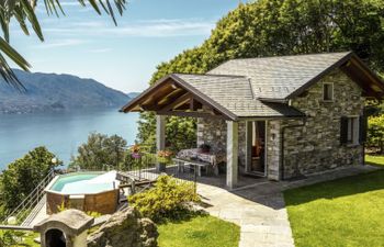 Lo Scoiattolo Holiday Home