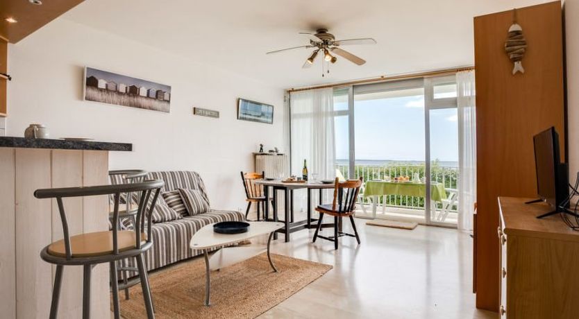 Photo of Les Trois Iles Apartment 6