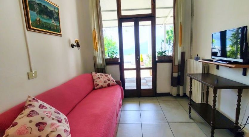 Photo of Domaso Apartment 2