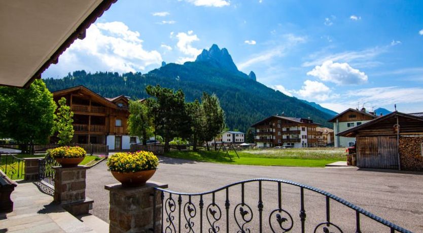 Photo of Cincelli - Marmolada Apartment 3