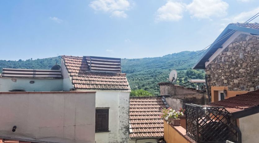 Photo of Marisa (DOL126)