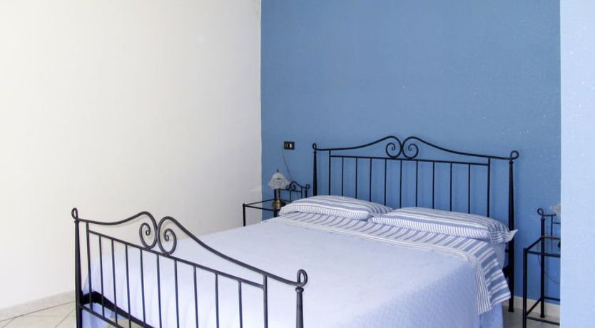 Photo of Serena (LMZ180)