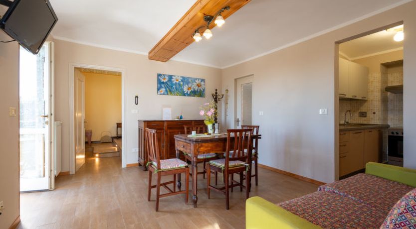 Photo of Grappolo + Margherita Apartment 5