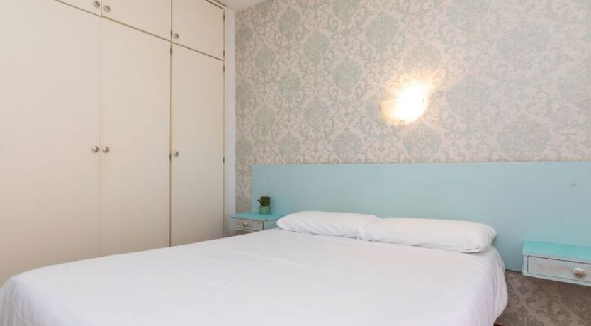 Photo of Las Americas