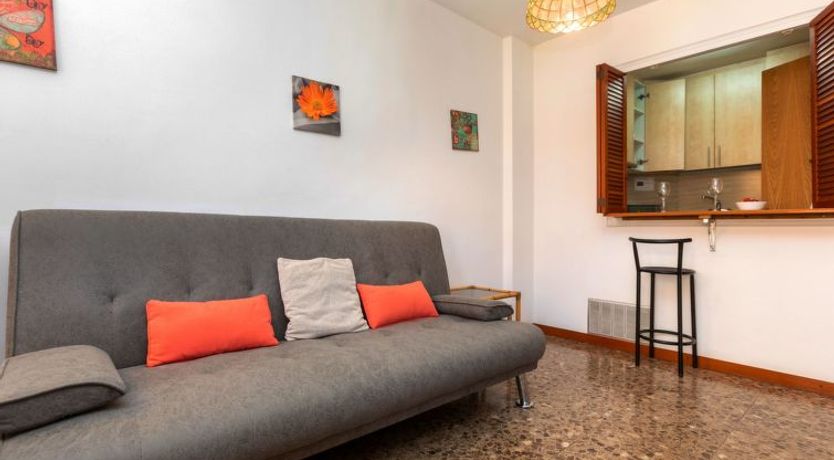 Photo of Las Americas