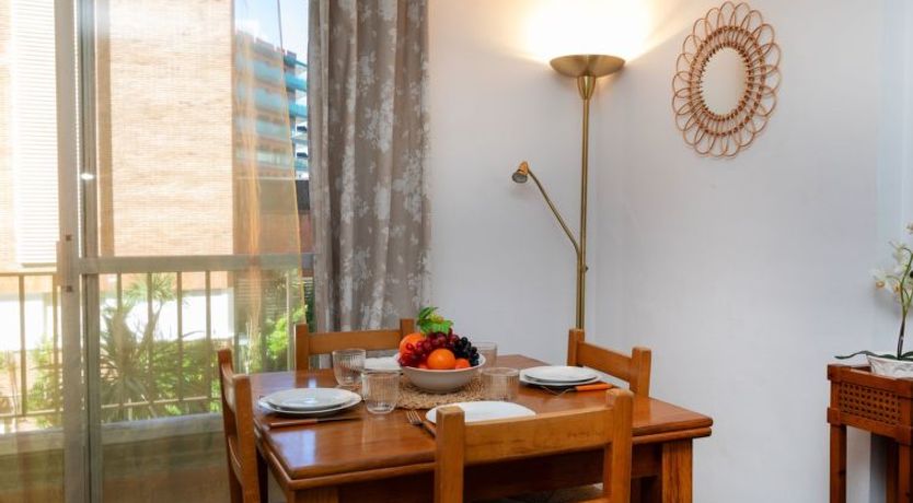 Photo of Las Americas