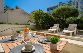 Cannes Bay Apartment