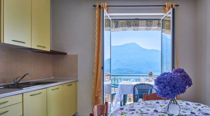 Photo of Aurora (DMA330)