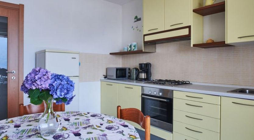 Photo of Aurora (DMA330)