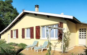Photo of les-hirondelles-ads