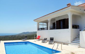 Grecia Holiday Home