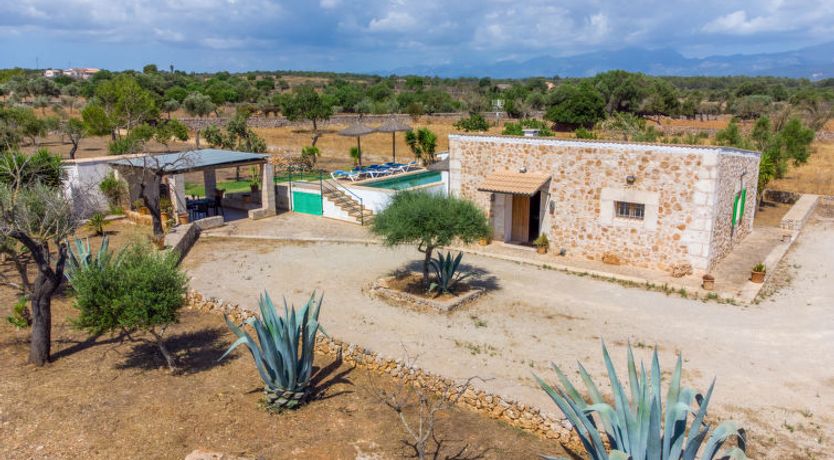 Photo of Son Ulari Petit