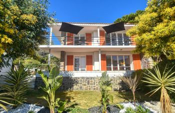 Chenou Holiday Home