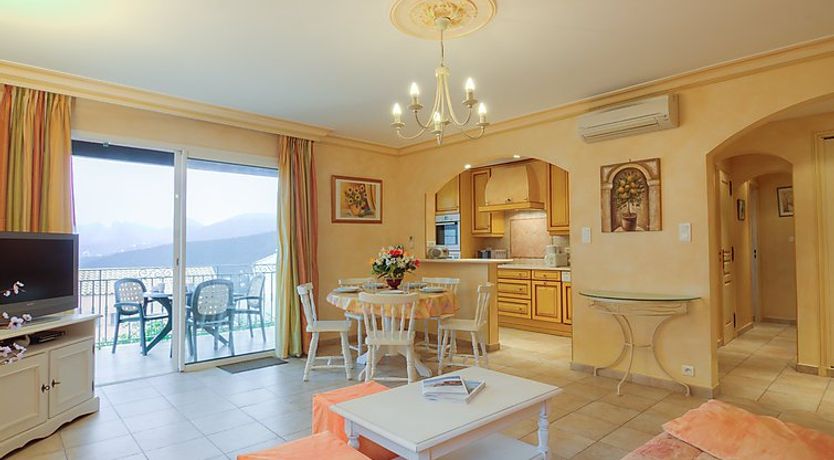 Photo of Les Emeraudes