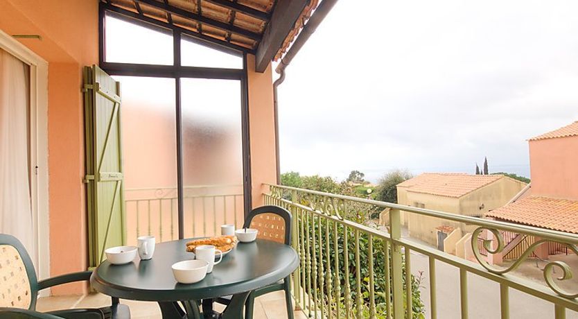 Photo of Les Emeraudes