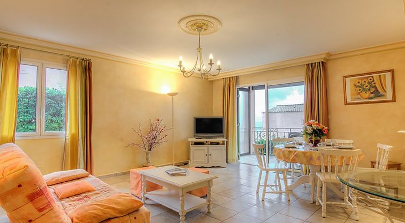 Photo of Les Emeraudes