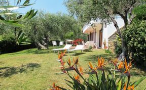 Photo of Alberto B Villa 2