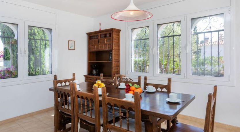 Photo of Rustical Mont Roig