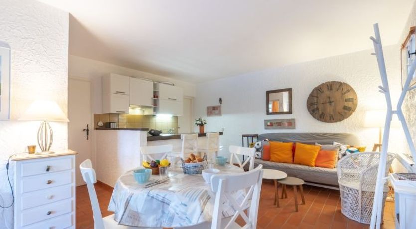 Photo of Les Mas de Gigaro Apartment 2