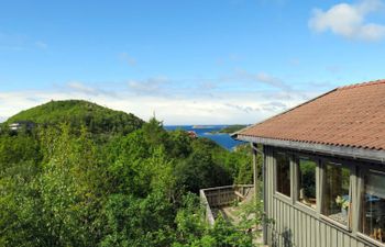 Klippen Holiday Home