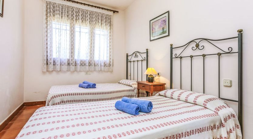 Photo of Tres Olivos