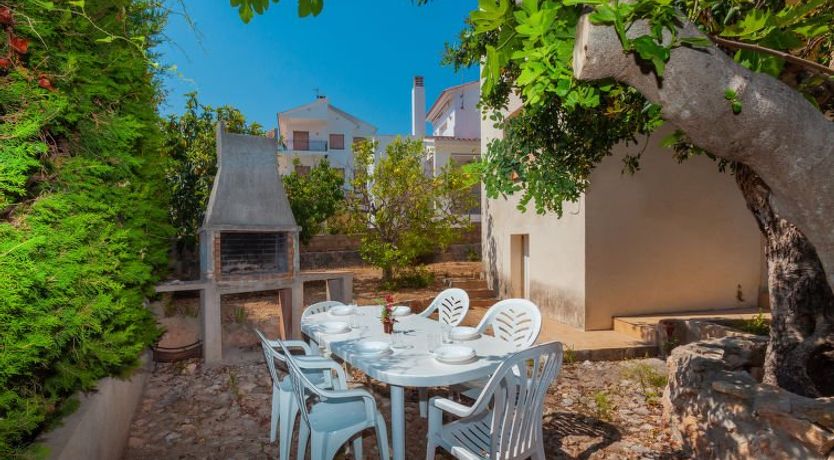 Photo of Tres Olivos