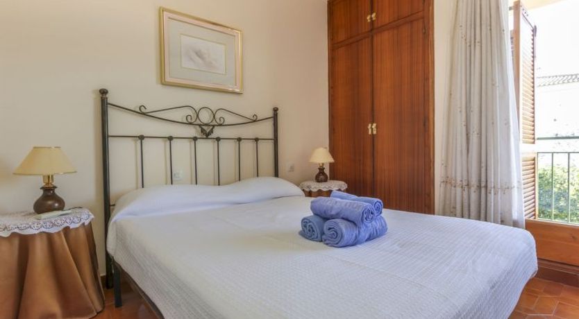 Photo of Tres Olivos