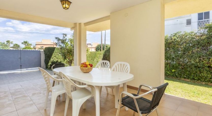 Photo of Tres Olivos