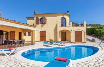Solenza Holiday Home