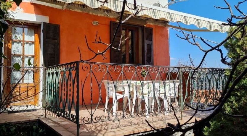 Photo of Agnese (DOL235)