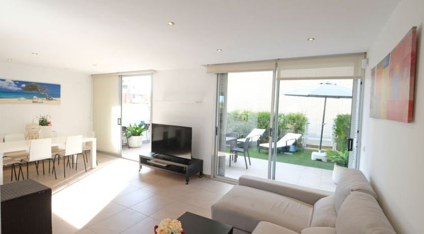 Photo of Estrella Holiday Home 2