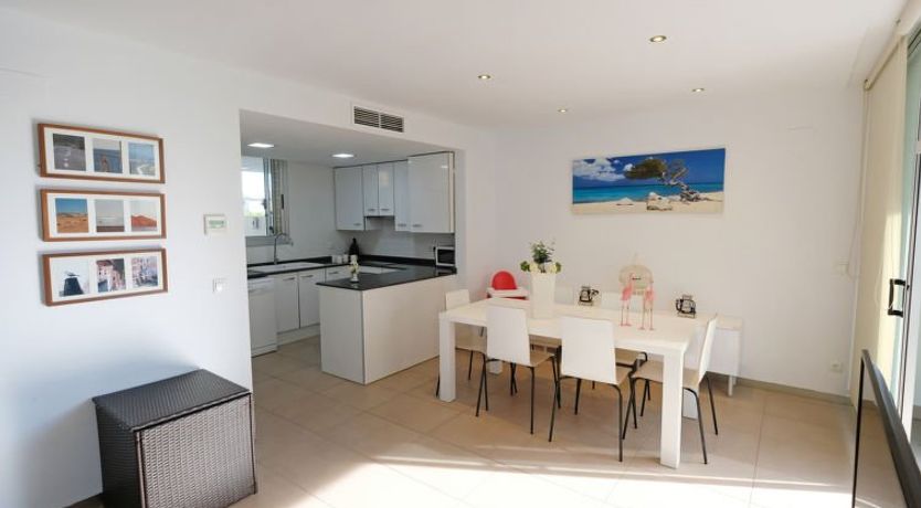 Photo of Estrella Holiday Home 2