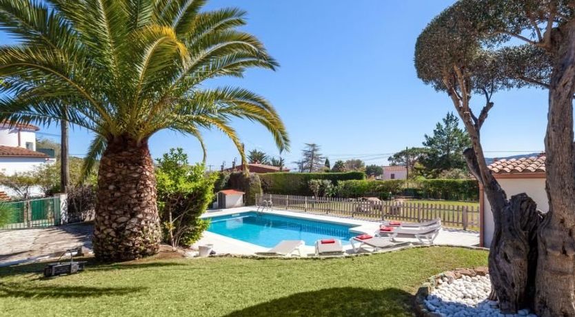 Photo of Mas Companys